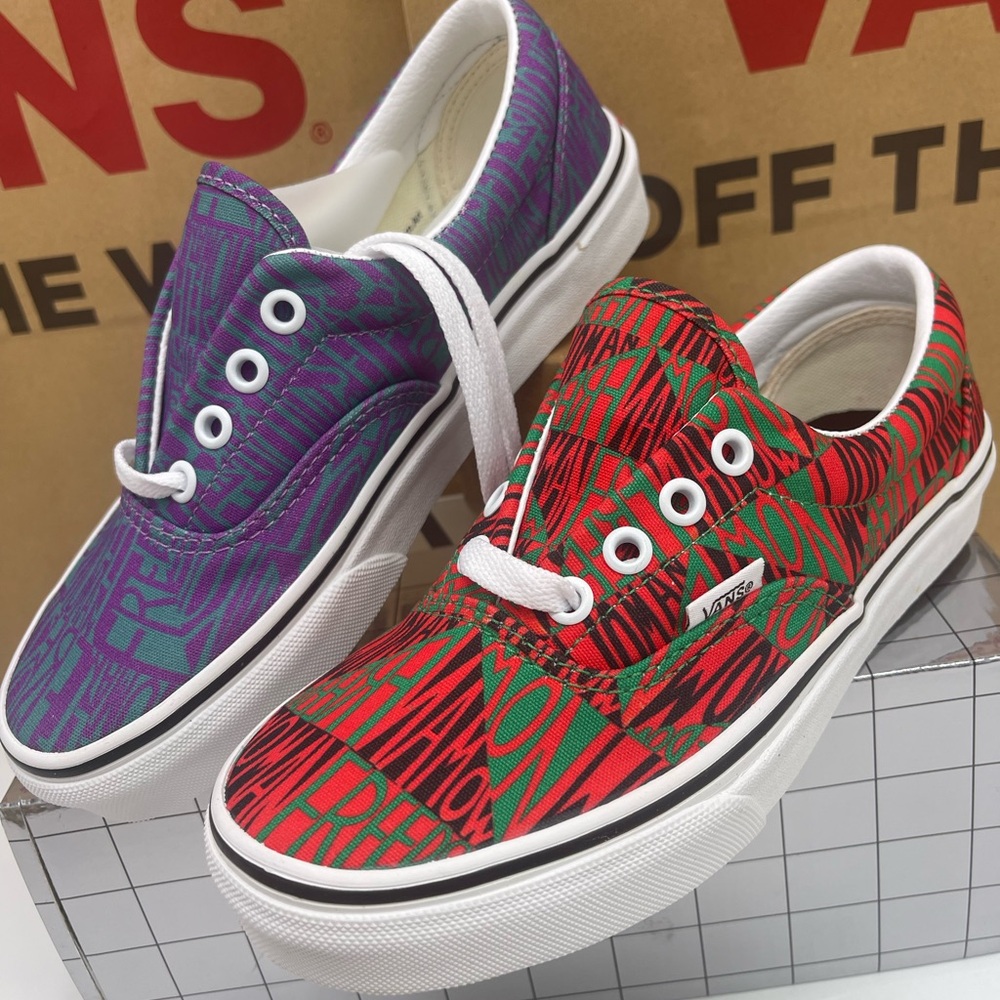 Vans Era (Moma)Faithringgold/True White Sneakers 
VN0A4BV41UC
Red Purple Graphic - Picture 5 of 16